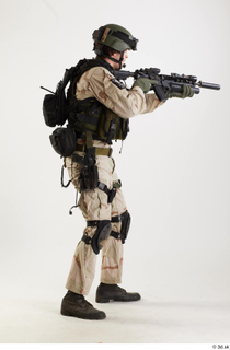Photos Reece Bates Army Navy Seals Operator - Poses aiming…